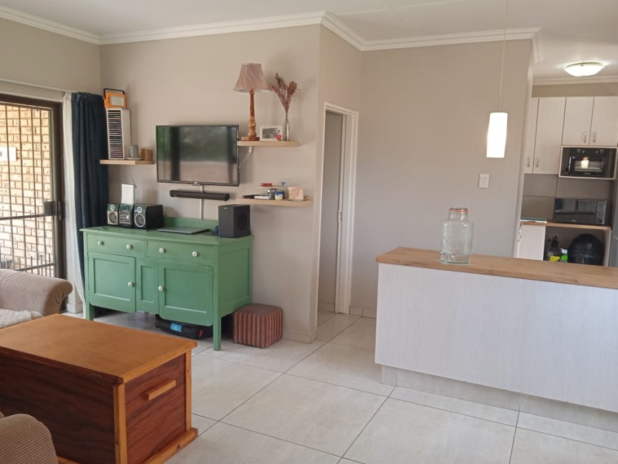 2 Bedroom Property for Sale in Vredenhof Sh Free State